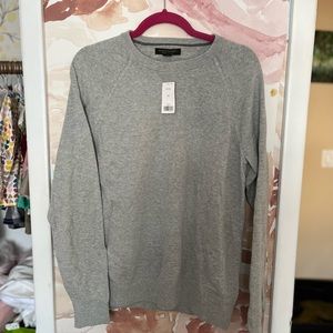 BANANA REPUBLIC SWEATER NWT